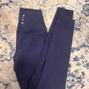 Willo Navy Leggings NWOT